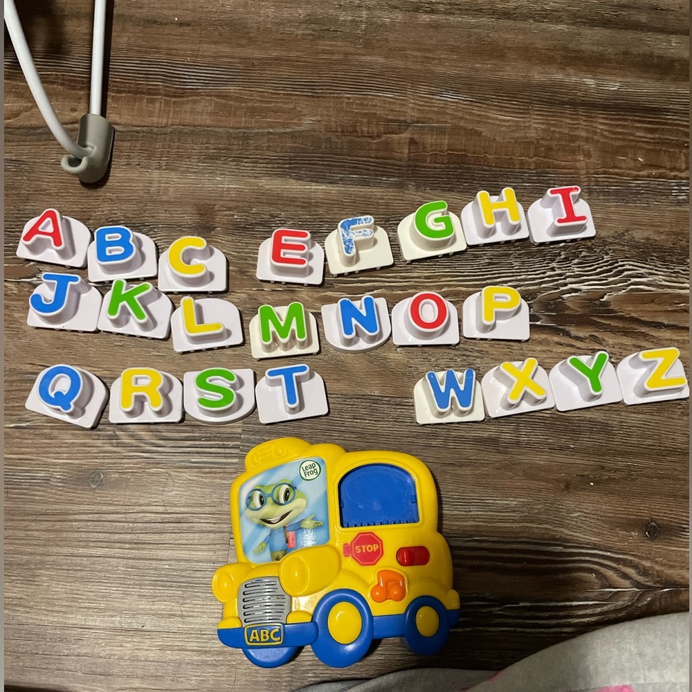 Leap frog ABC bus ** missing three letters**